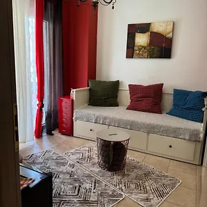 Rainbow Floor Δωμάτια σε οικογενειακή κατοικία