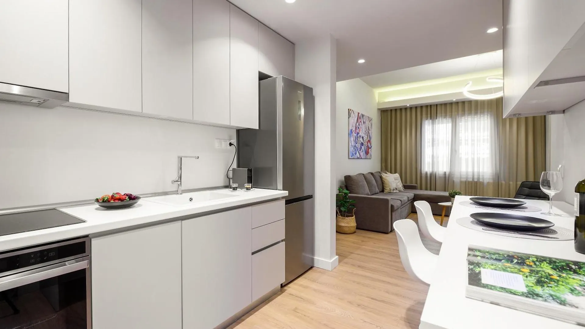 Elysium Retreat Apt Next To White Tower & Helexpo Thessaloniki