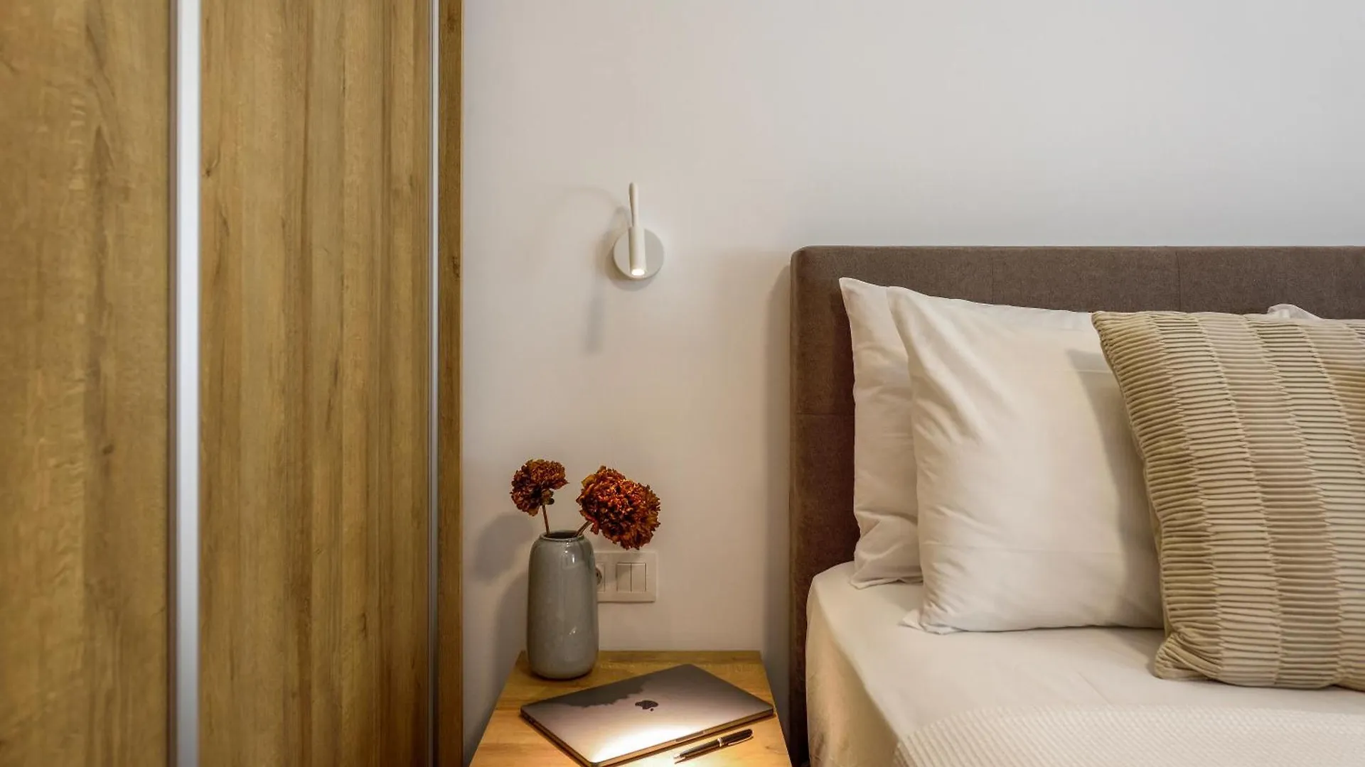 Apartment Elysium Retreat Apt Next To White Tower & Helexpo Thessaloniki