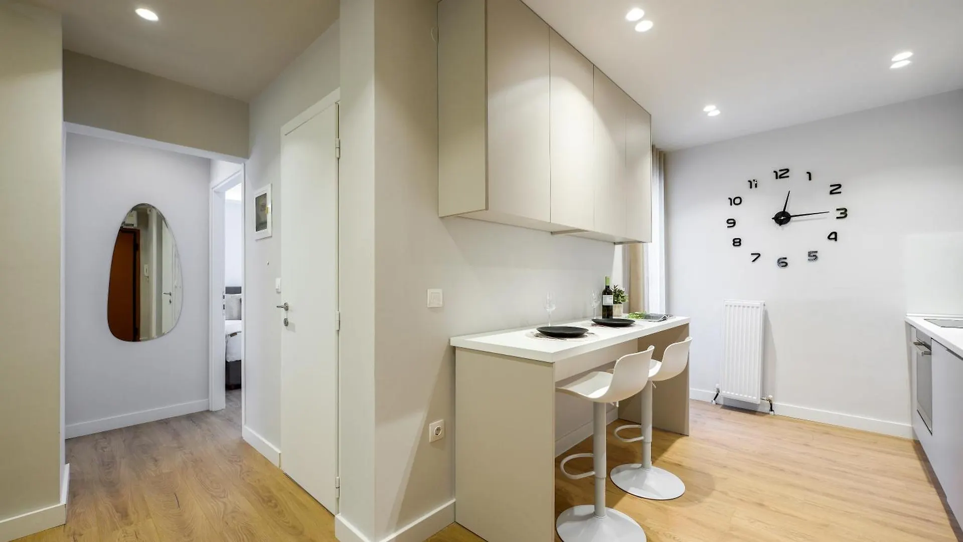 Elysium Retreat Apt Next To White Tower & Helexpo Thessaloniki Griechenland