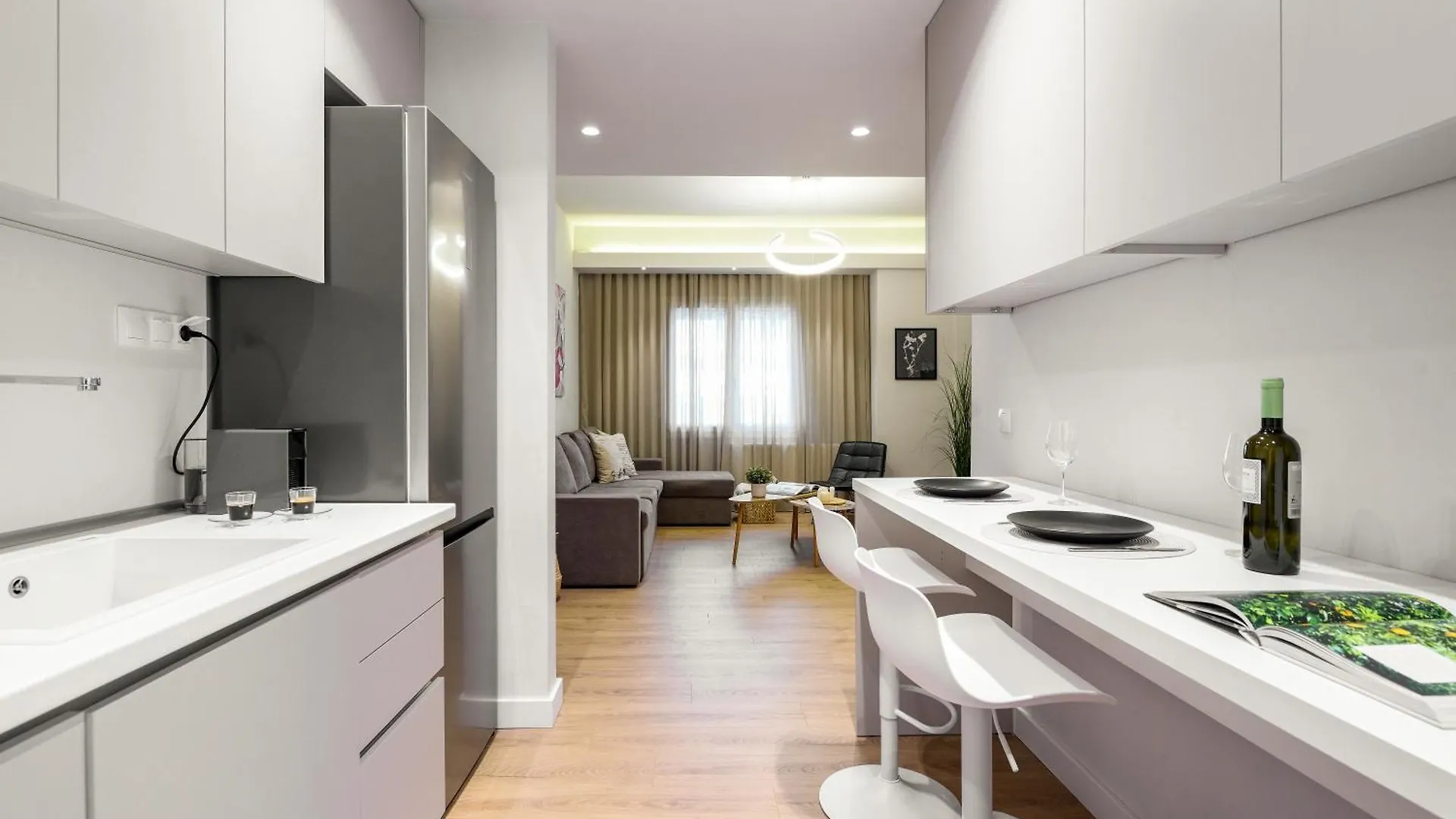 Apartment Elysium Retreat Apt Next To White Tower & Helexpo Thessaloniki